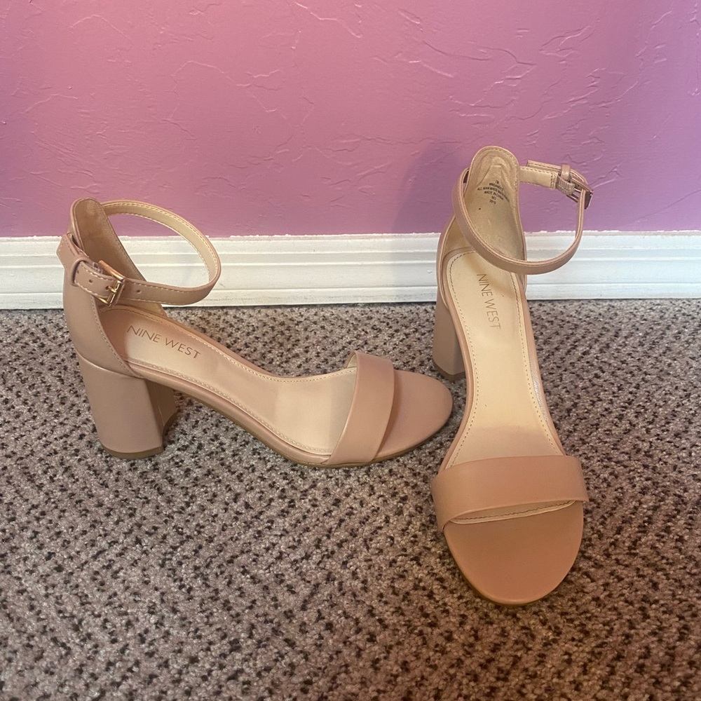 Nine West Nude Block Heels - Size 7